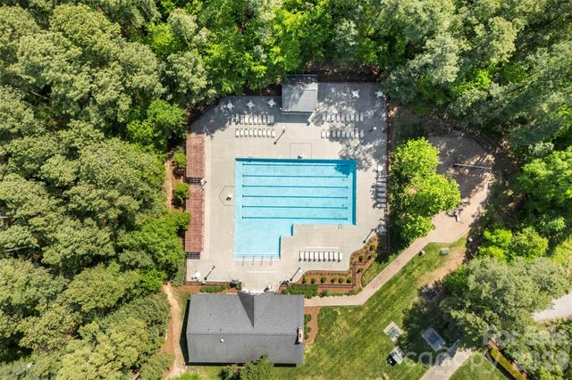 10307 Dominion Village Drive, Charlotte, NC 28269