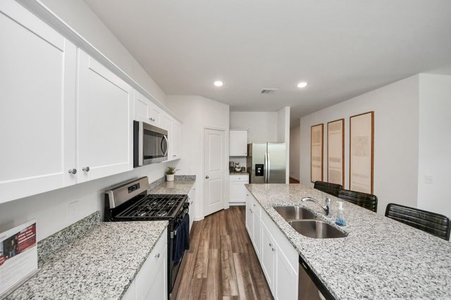 1816 Corsica Creek Lane, Rosharon, TX 77583
