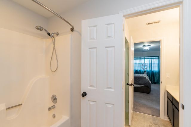 6715 Willow Trace Drive, Chattanooga, TN 37421
