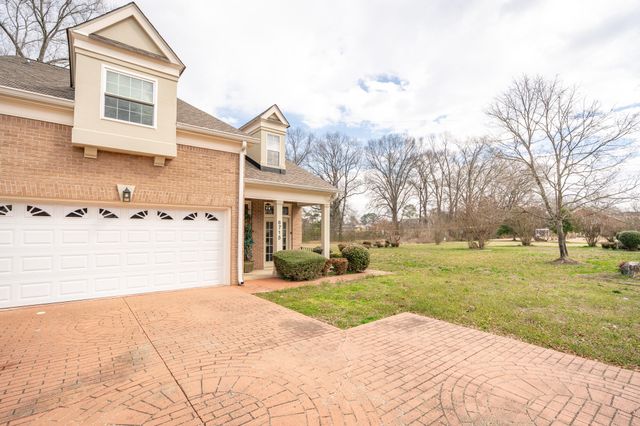 6715 Willow Trace Drive, Chattanooga, TN 37421