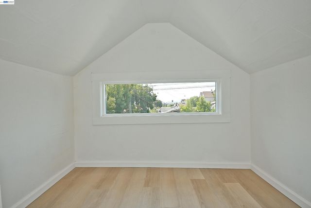 3914 Agua Vista St, Oakland, CA 94601