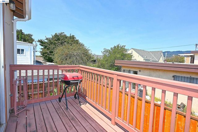 3914 Agua Vista St, Oakland, CA 94601