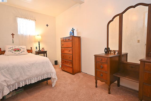 3914 Agua Vista St, Oakland, CA 94601
