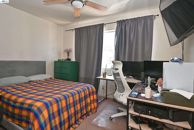 3914 Agua Vista St, Oakland, CA 94601