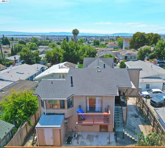3914 Agua Vista St, Oakland, CA 94601