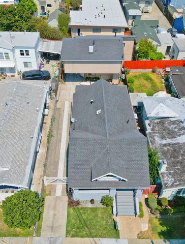 3914 Agua Vista St, Oakland, CA 94601