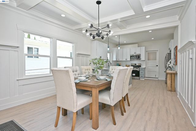 3914 Agua Vista St, Oakland, CA 94601