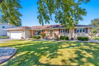 1888 SUSAN AVENUE, Neenah, WI 54956