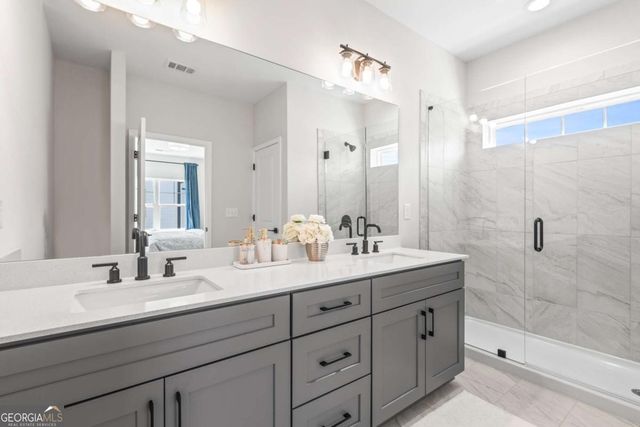 1971 Hollywood Road NW 16, Atlanta, GA 30318