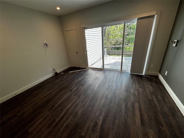 2506 Wedglea Drive 803, Dallas, TX 75211