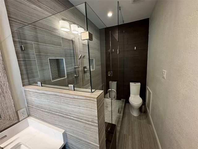 2506 Wedglea Drive 803, Dallas, TX 75211