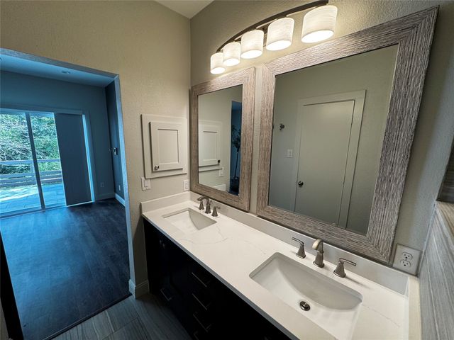 2506 Wedglea Drive 803, Dallas, TX 75211