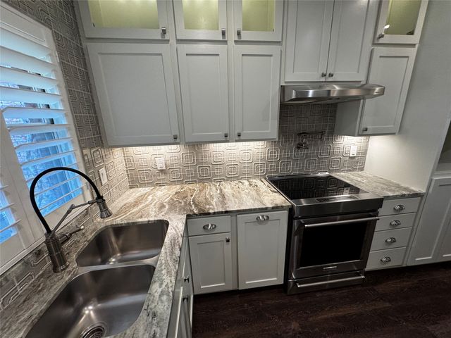 2506 Wedglea Drive 803, Dallas, TX 75211