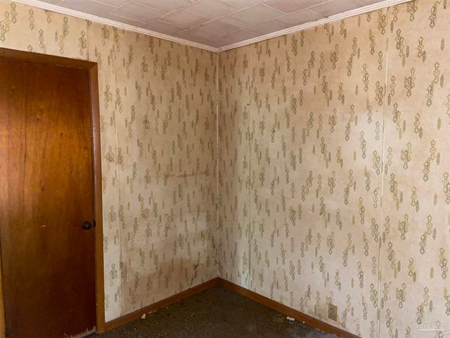 3710 Stonewall Ave, Pensacola, FL 32507