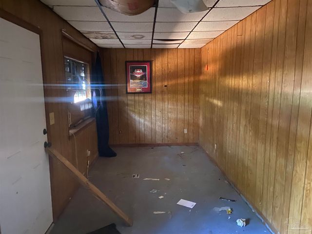 3710 Stonewall Ave, Pensacola, FL 32507