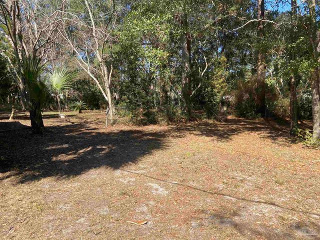 3710 Stonewall Ave, Pensacola, FL 32507