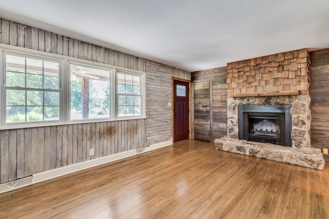 3930 E 63rd St S, Derby, KS 67037