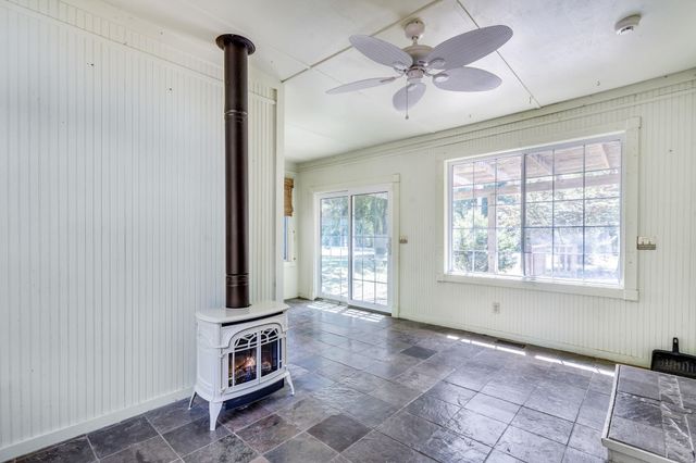 3930 E 63rd St S, Derby, KS 67037