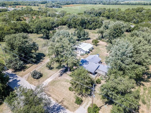 3930 E 63rd St S, Derby, KS 67037