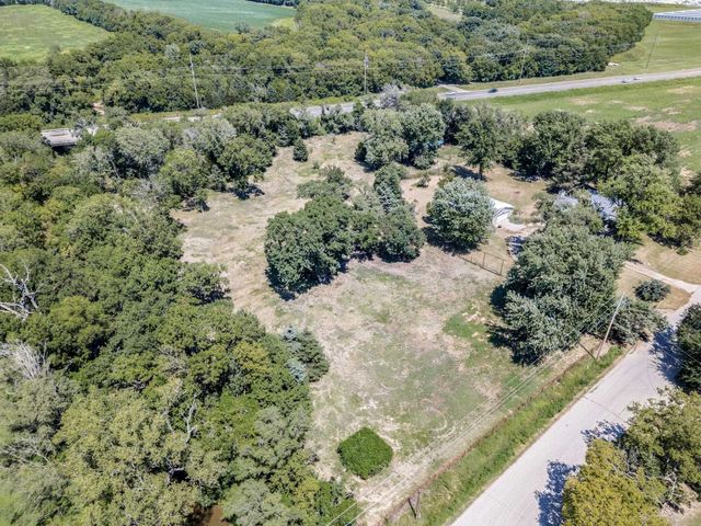 3930 E 63rd St S, Derby, KS 67037