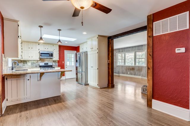 3930 E 63rd St S, Derby, KS 67037