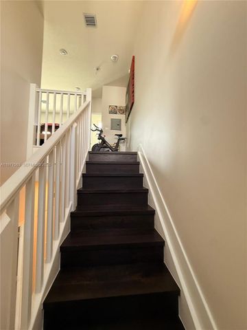 4900 NW 83rd Path, Doral, FL 33166