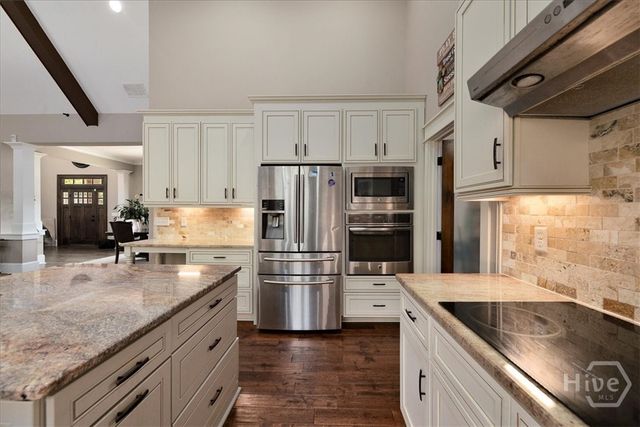 617 Skyland Drive, Hoschton, GA 30548