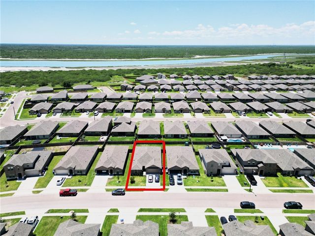7329 Tristan Dr, Corpus Christi, TX 78414