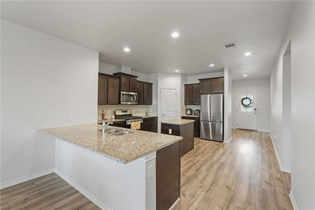 7329 Tristan Dr, Corpus Christi, TX 78414