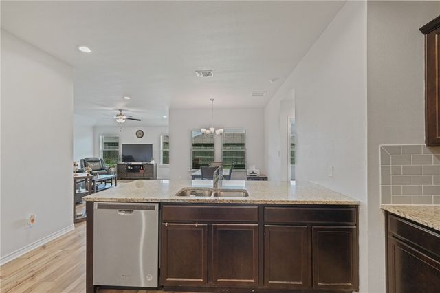 7329 Tristan Dr, Corpus Christi, TX 78414