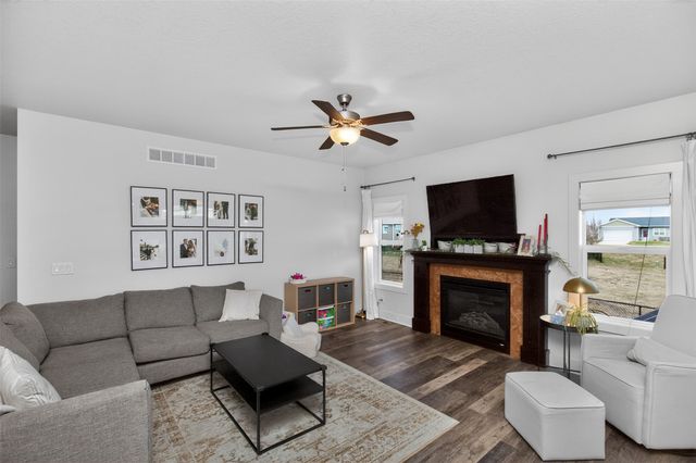 705 SE 15th Street, Grimes, IA 50111