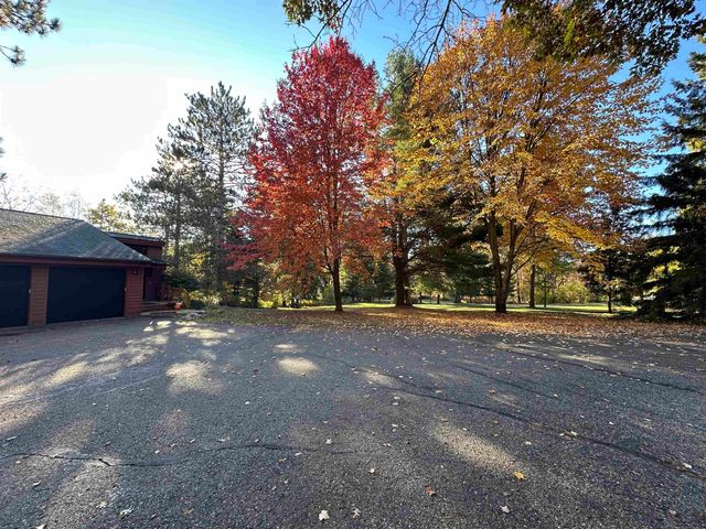 11212 Fairway Drive, Gerrish Twp, MI 48653