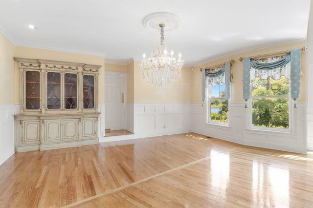 4390 Main Street, Cummaquid, MA 02637