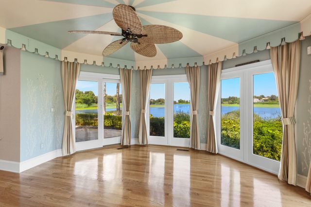 4390 Main Street, Cummaquid, MA 02637