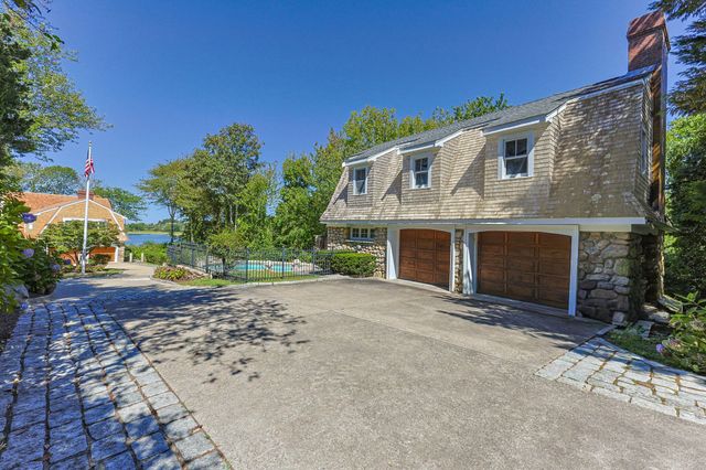 4390 Main Street, Cummaquid, MA 02637