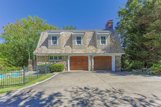 4390 Main Street, Cummaquid, MA 02637