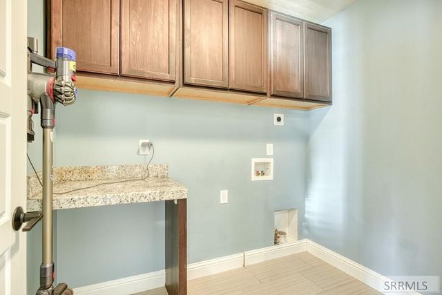 3876 Tawzer Way, Ammon, ID 83406