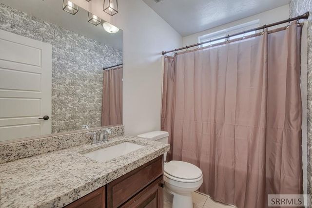 3876 Tawzer Way, Ammon, ID 83406