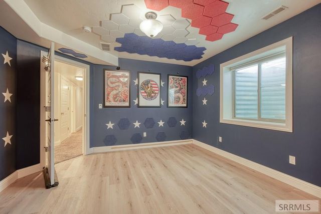 3876 Tawzer Way, Ammon, ID 83406