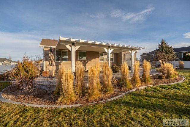 3876 Tawzer Way, Ammon, ID 83406