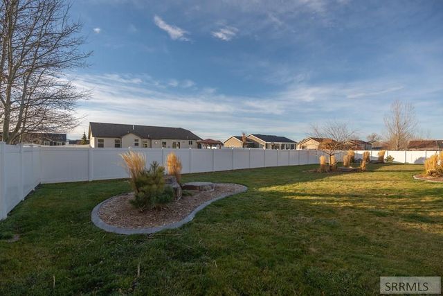 3876 Tawzer Way, Ammon, ID 83406