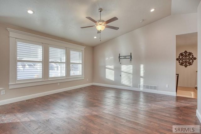 3876 Tawzer Way, Ammon, ID 83406