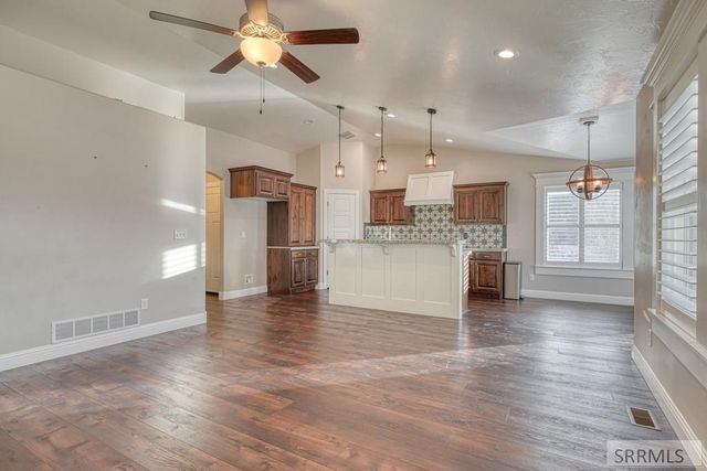 3876 Tawzer Way, Ammon, ID 83406