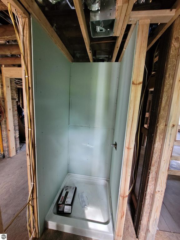 Image 34 of property listing at 214 S Pine Street, St Louis, MI 48880