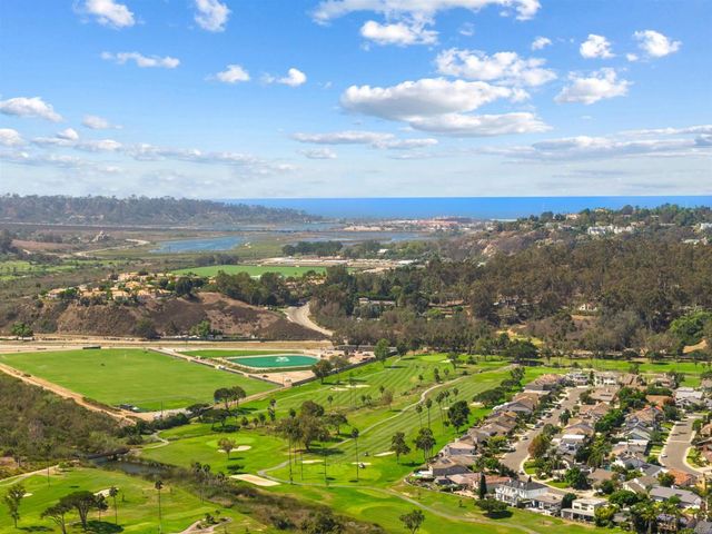 3805 Avenida Feliz, Rancho Santa Fe, CA 92091