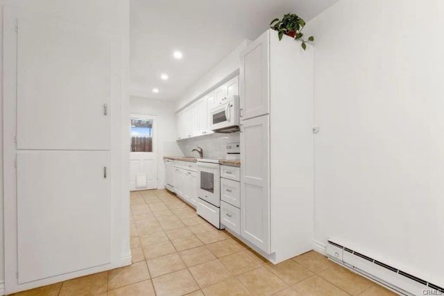 10220 Ascot Circle, Huntington Beach, CA 92646