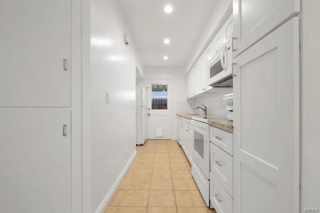 10220 Ascot Circle, Huntington Beach, CA 92646