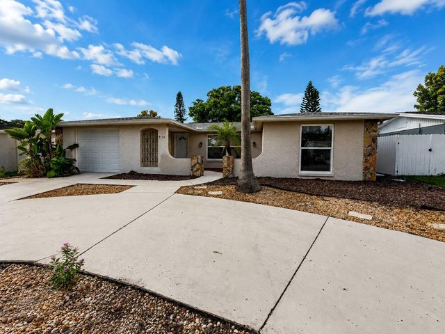 9135 GREENBRIAR LANE, Port Richey, FL 34668