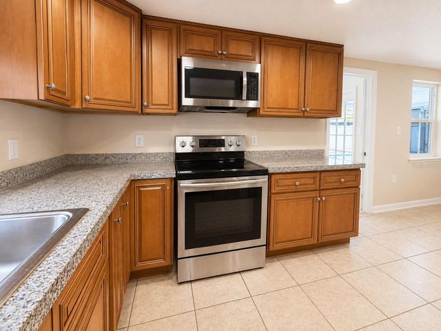 9135 GREENBRIAR LANE, Port Richey, FL 34668