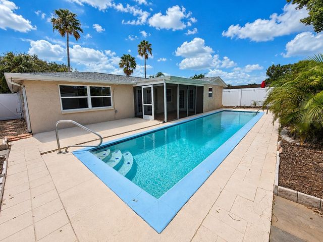 9135 GREENBRIAR LANE, Port Richey, FL 34668